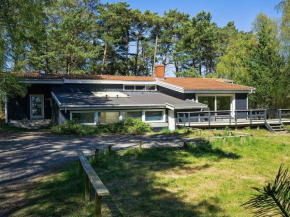 Quaint Holiday Home in Nex with Swimming Pool, Snogebæk